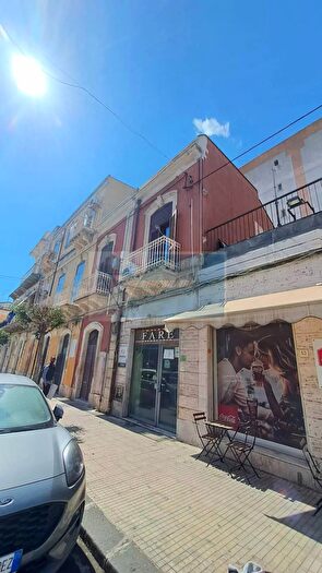 Casa quadrilocale in vendita in Siracusa