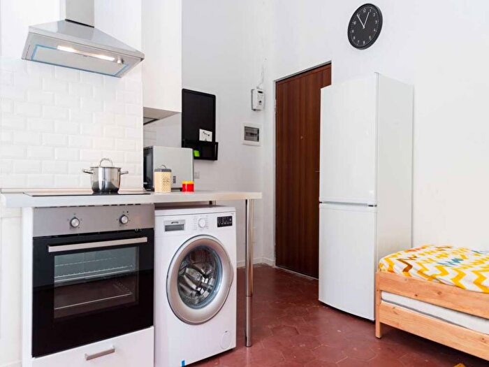 Appartamento monolocale in affitto in Via Paolo Bassi, Zara, Milano