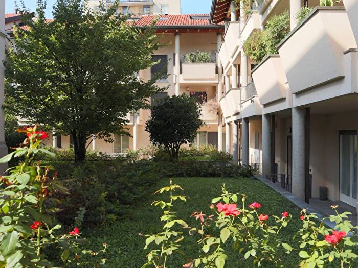 Appartamento bilocale in affitto in Via Alfredo Catalani, Cazzaniga Ospedale, Monza