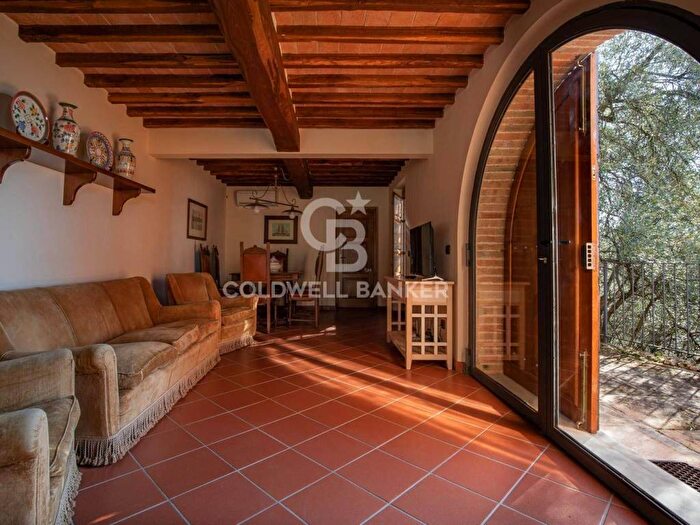 Casa quadrilocale in affitto in via miramare, Camaiore Paese, Camaiore