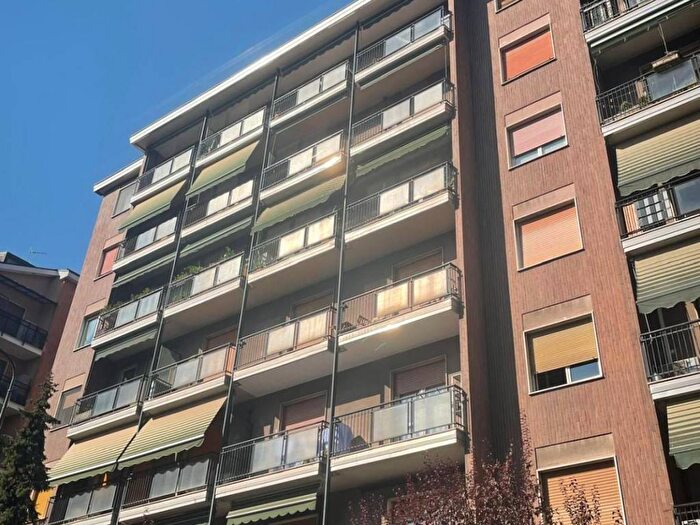 Appartamento bilocale in affitto in Via Privata Piero Martinetti, Piazzale Siena, Milano