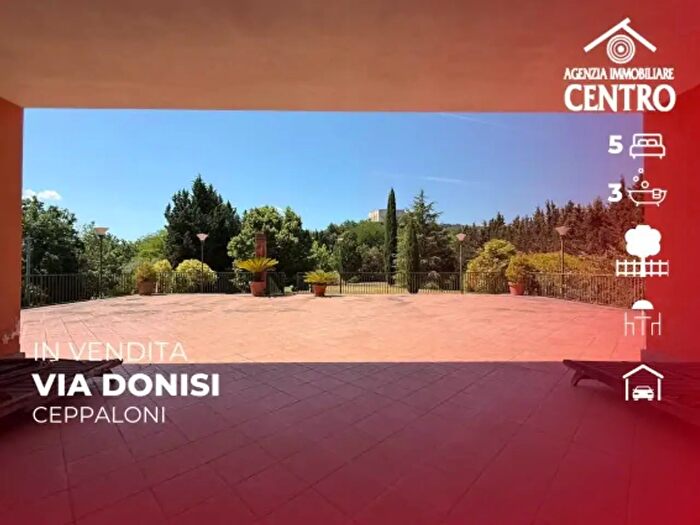 Casa con 6 locali in vendita in Via Donisi, Ceppaloni