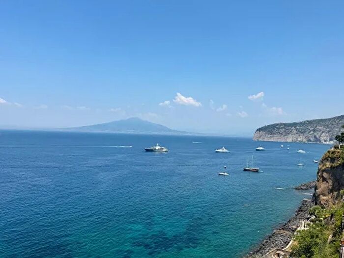 Appartamento trilocale in vendita in Sorrento