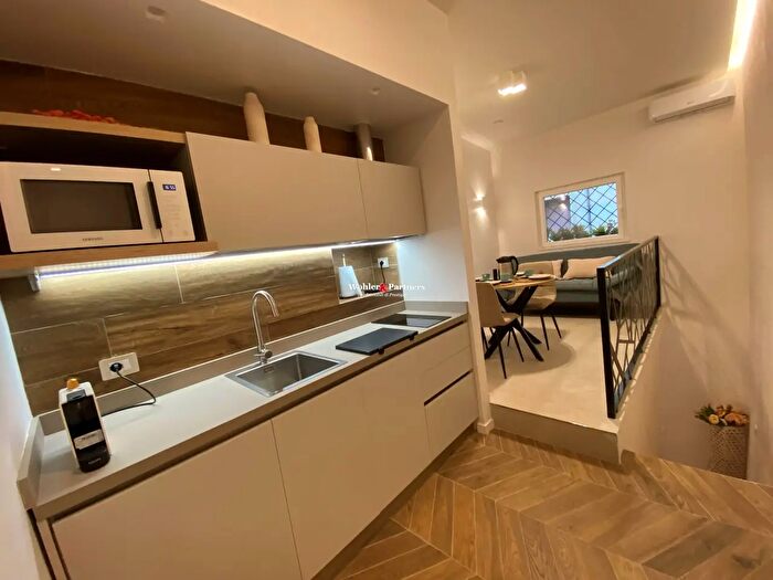 Appartamento trilocale in vendita in Lungotevere Flaminio, Roma