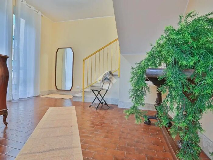 Appartamento con 5 locali in affitto in Via Quattro Novembre, Colleferro