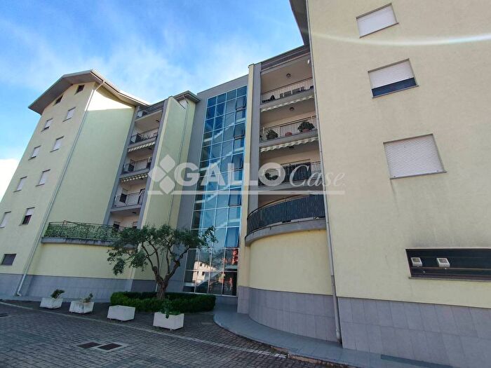 Appartamento quadrilocale in affitto in Via Perugia loc Taverna, Taverna, Montalto Uffugo