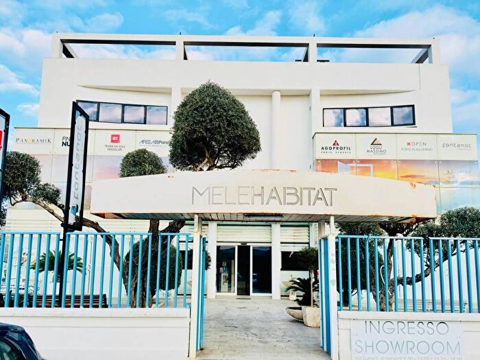 Casa con 6 locali in affitto in Viale Charles Lenormant, Dragona, Roma