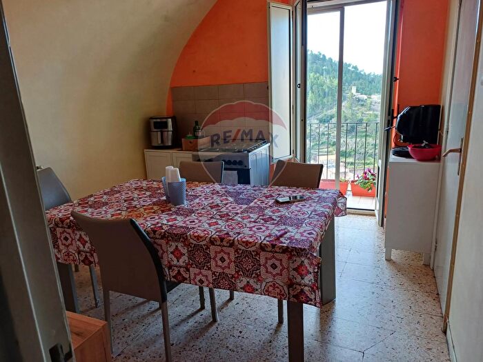 Casa con 5 locali in vendita in Via Borgo Cuba, Chiaramonte Gulfi