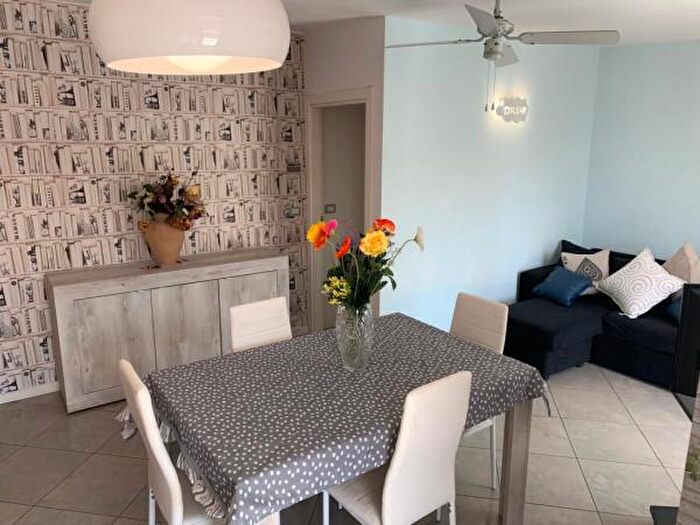 Appartamento con 5 locali in affitto in Viale Giordano Bruno, Riccione