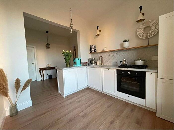 Appartamento trilocale in affitto in via cairoli, Campo di Marte, Firenze