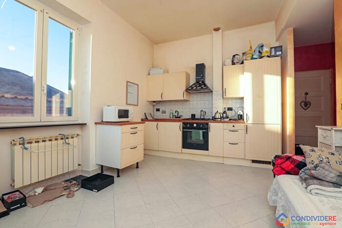 Appartamento quadrilocale in vendita in Via Susanna Fontanarossa, Genova