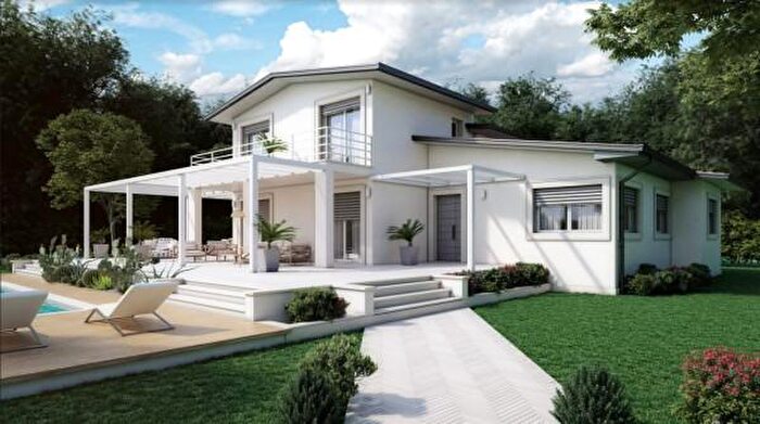 Casa con 6 locali in vendita in Via Setteponti, Pietrasanta