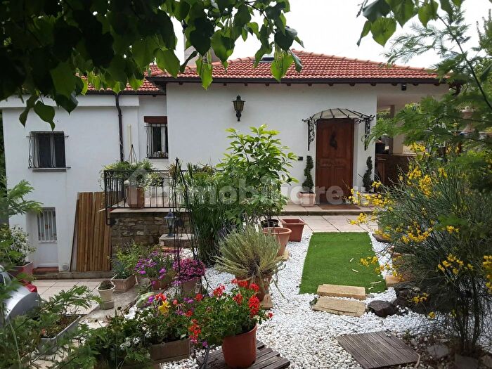 Casa con 5 locali in vendita in Strada Provinciale Sud, Ceriana