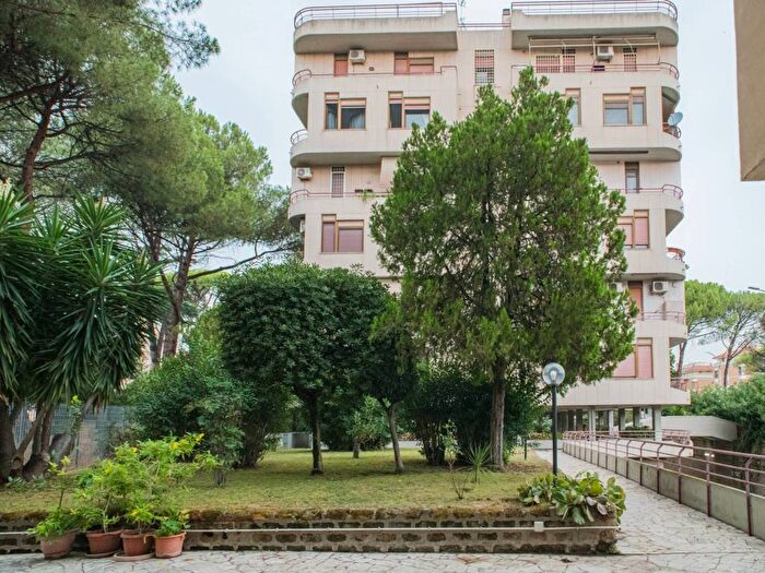Appartamento bilocale in vendita in Via Vincenzo Ciaffi, Ardeatino Montagnola, Roma