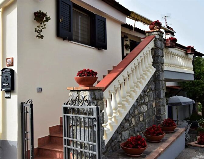 Casa trilocale in vendita in Contrada La Pietra, San Giovanni A Piro