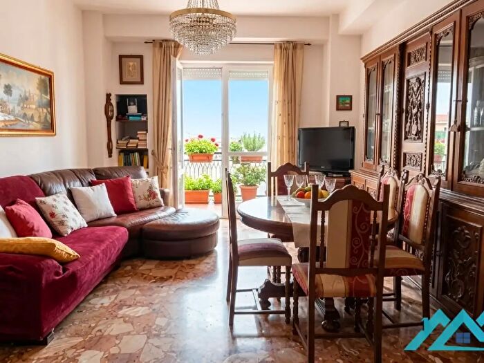 Appartamento con 6 locali in vendita in Ascoli Piceno