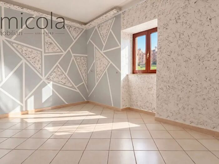 Appartamento trilocale in vendita in Portici
