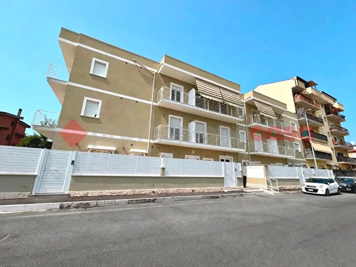 Appartamento bilocale in vendita in Via Domenico Guerrazzi, Guidonia Montecelio