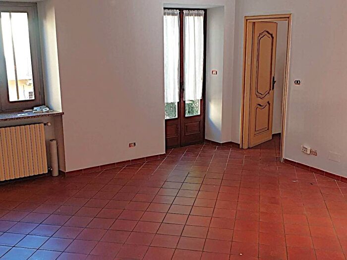 Appartamento quadrilocale in affitto in Centro, Bra