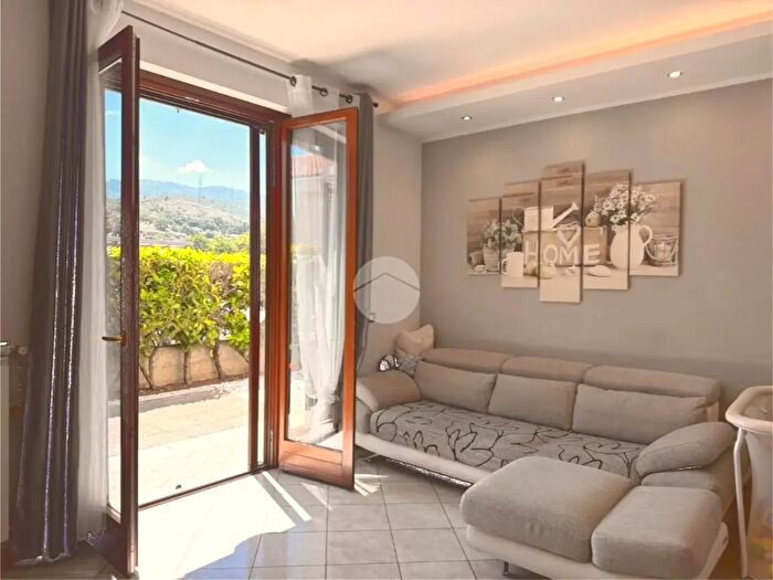 Appartamento trilocale in vendita in Strada di Vallestretta, Terni