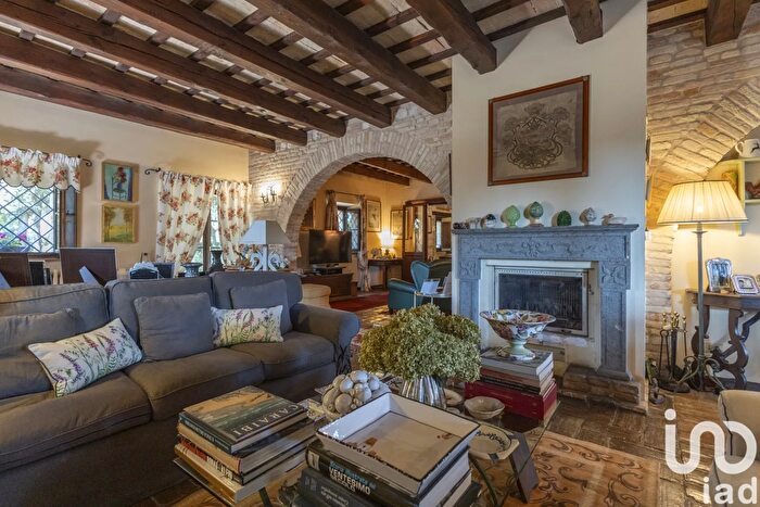 Casa con 14 locali in vendita in Via dellIndustria, Porto Recanati