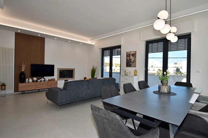 Casa quadrilocale in vendita in Via Po, Monteroni Di Lecce