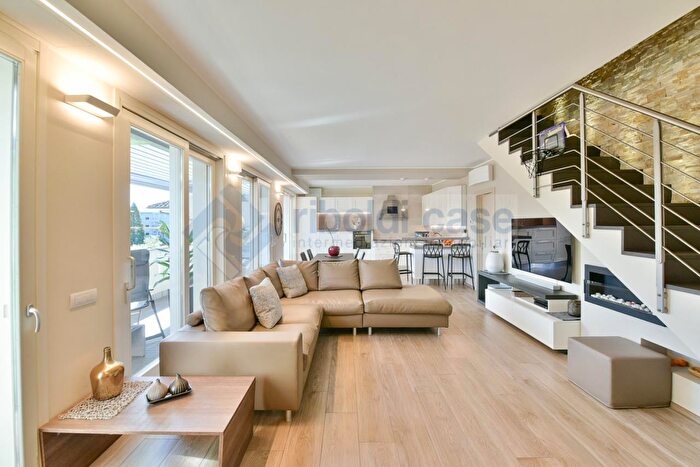 Appartamento quadrilocale in vendita in Giussano