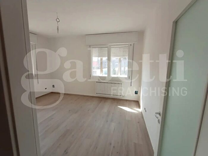 Appartamento con 5 locali in vendita in Cavarzere Via dei Martiri, Cavarzere