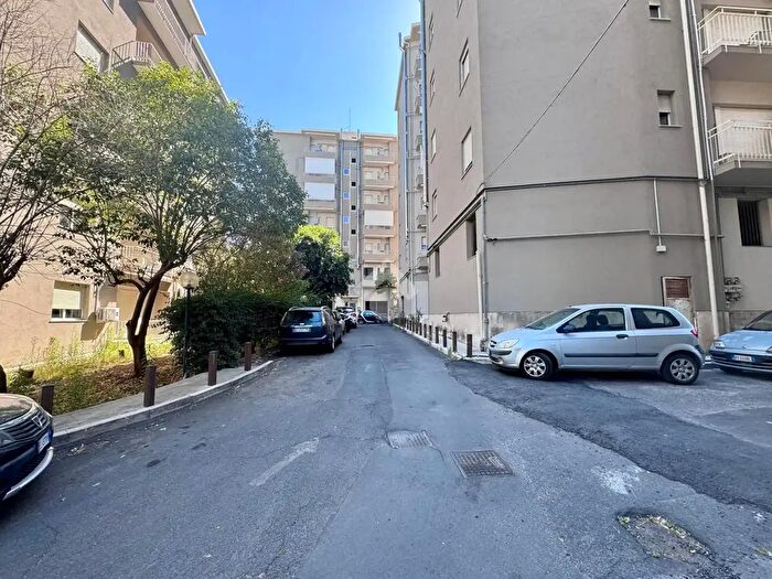 Appartamento quadrilocale in vendita in Via Eleonora d'Angiò, Catania