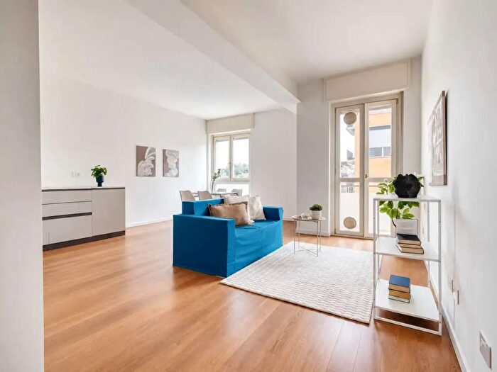 Appartamento trilocale in vendita in Milano