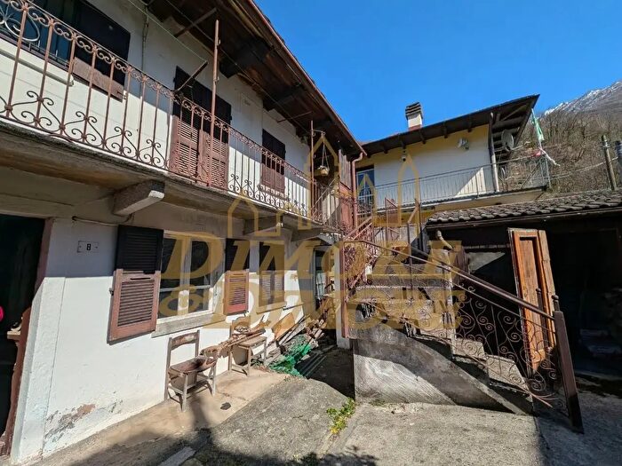 Case in Vendita e in Affitto - 2