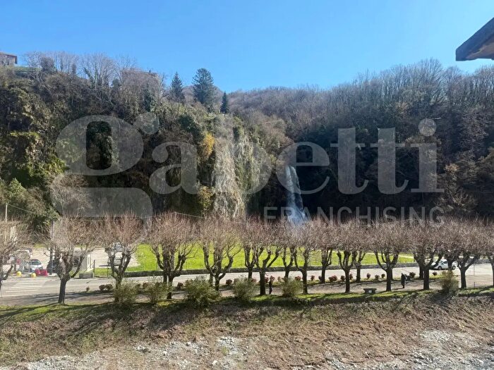 Appartamento quadrilocale in vendita in Via Gramsci Snc, Asso