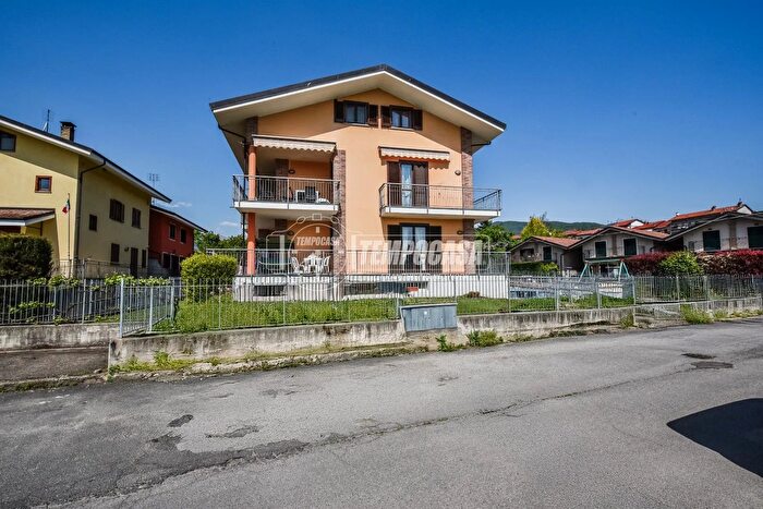 Appartamento bilocale in vendita in Via Ricciardi, Giaveno