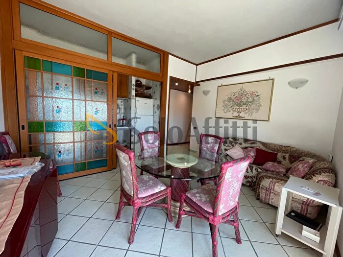 Appartamento trilocale in affitto in Via dei Volsci, Nettuno