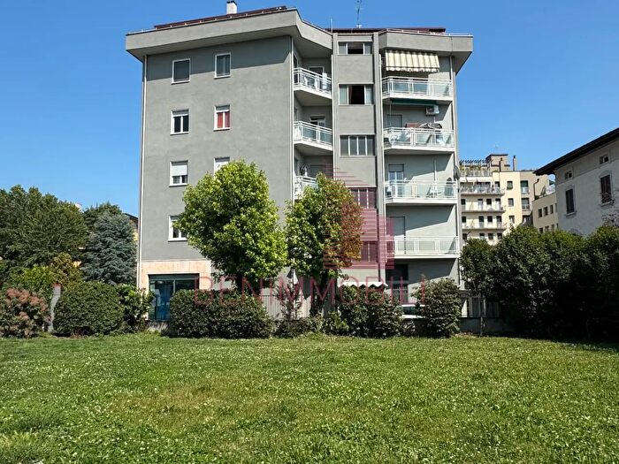 Appartamento bilocale in affitto in Via Guido Zadei, Brescia