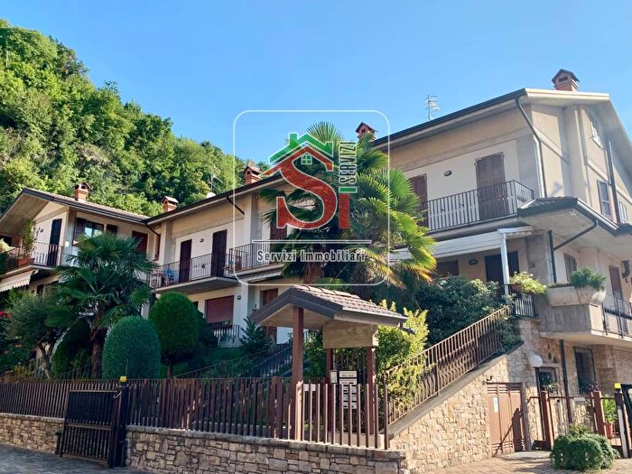 Casa quadrilocale in affitto in Via San Bernardino, Centro, Zogno