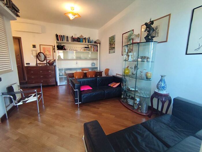 Casa bilocale in affitto in Via Bartolomeo Maggiocco, Castello Don Minzoni, Rapallo