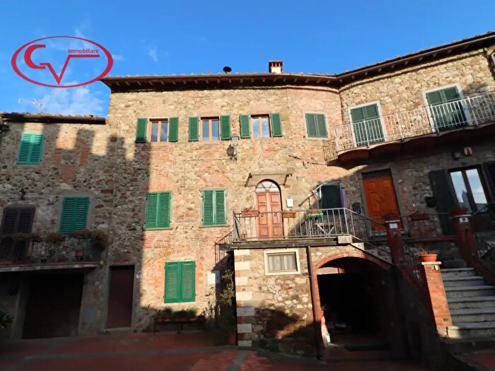 Appartamento quadrilocale in vendita in Monte Benichi, Bucine