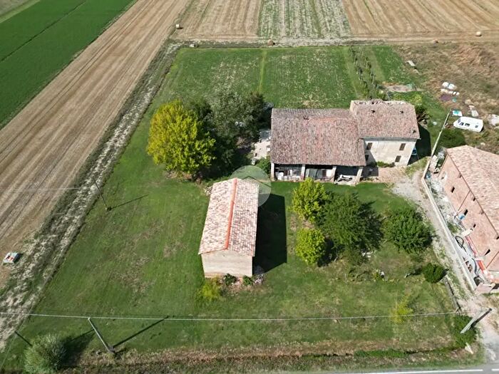 Casa con 5 locali in vendita in Strada Viazza Paradigna, Parma