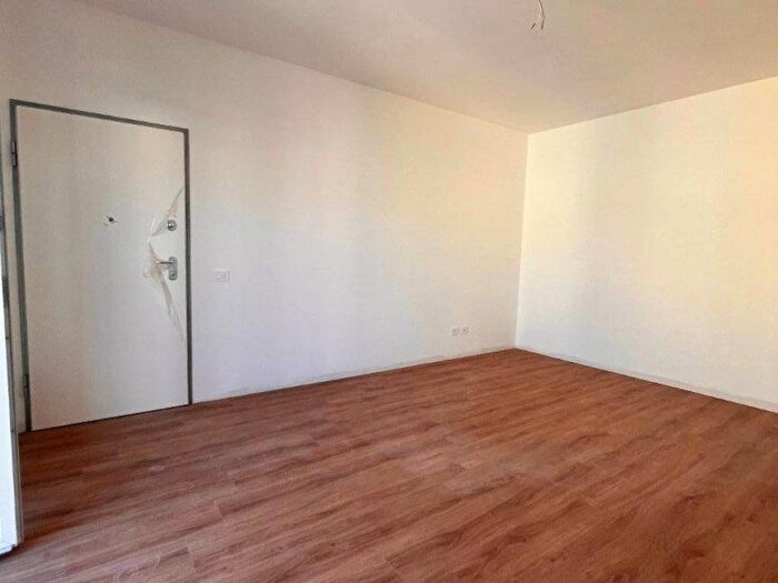 Appartamento quadrilocale in affitto in Via Guglielmo Marconi, San Martino, Novara