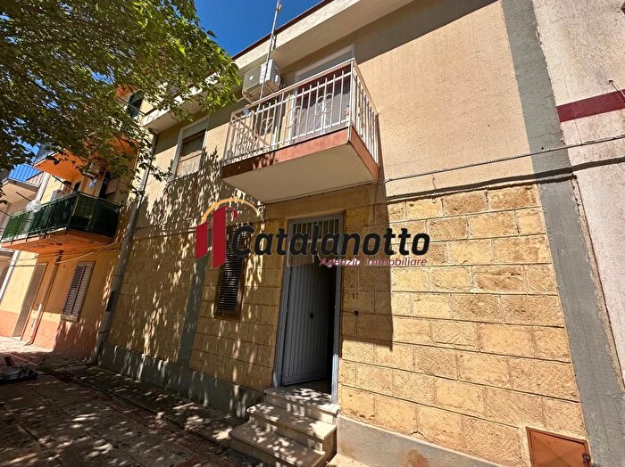 Casa in vendita in Gibellina Trapani Sicilia Italia, Gibellina