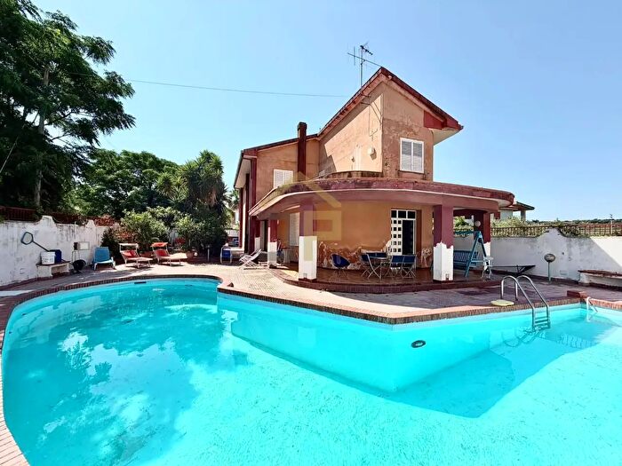 Casa con 6 locali in vendita in Contrada Piano Inferno, Trappeto