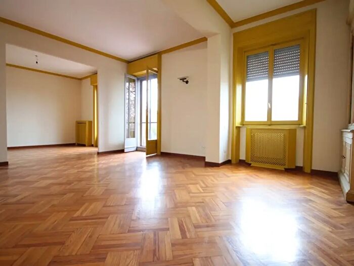 Appartamento con 5 locali in affitto in Via Privata Giuseppe Abamonti, Milano