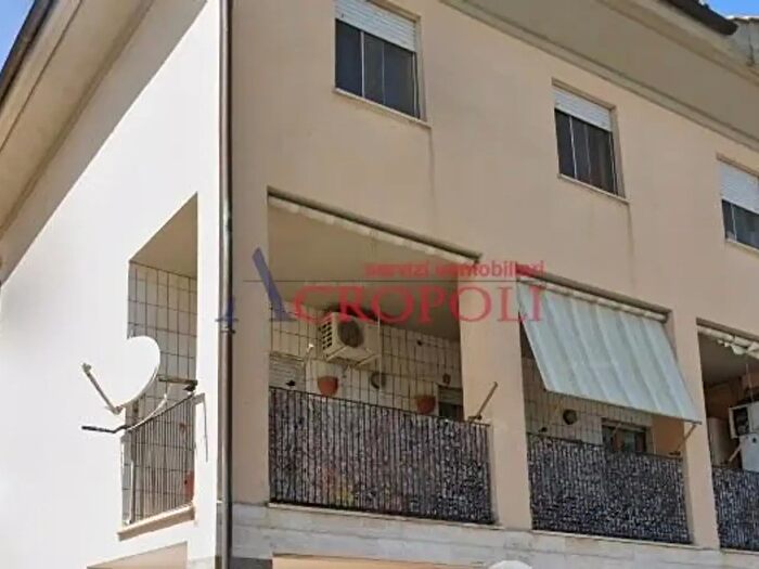 Appartamento quadrilocale in vendita in Via delle Magnolie, Bracciano