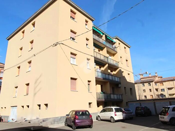 Appartamento trilocale in vendita in Via Porrettana, Sasso Marconi