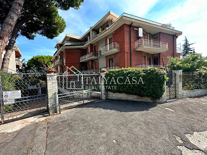 Appartamento con 5 locali in vendita in Via Duca degli Abruzzi, Sanremo