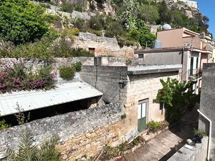 Casa monolocale in vendita in Modica