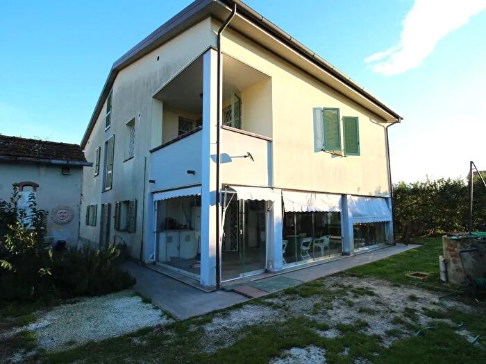 Casa con 12 locali in vendita in Ia delle Rose, San Giuliano Terme