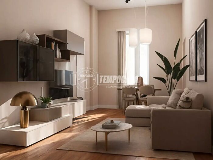 Appartamento trilocale in vendita in Via Belfiore, Torino