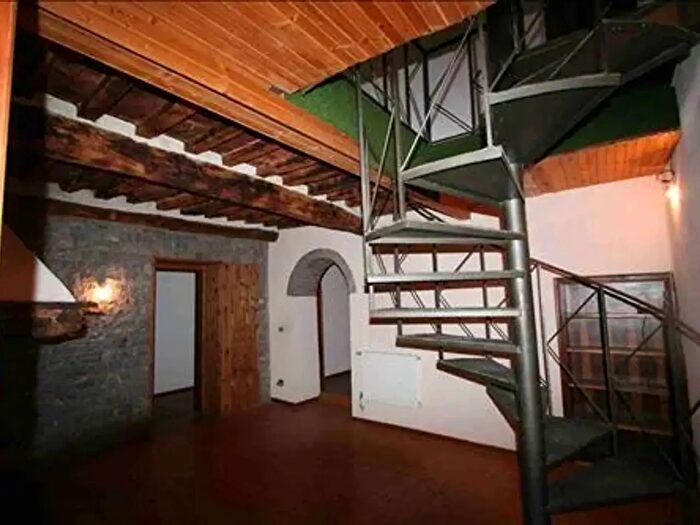 Casa in vendita in Trequanda